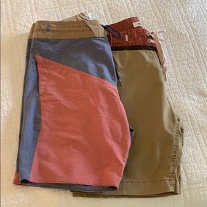 Men’s 33 Quiksilver and Volcom shorts